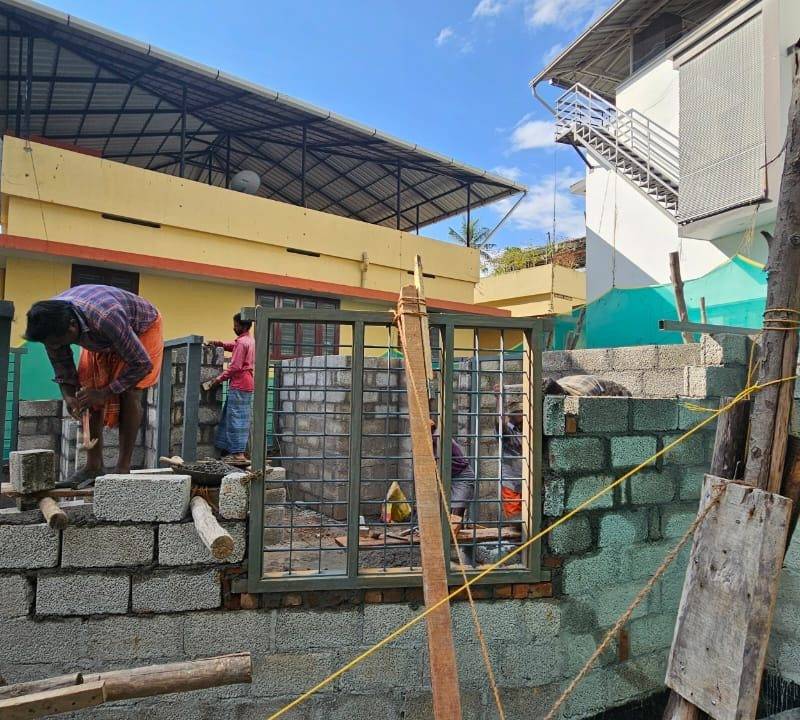 Concrete block walls going up