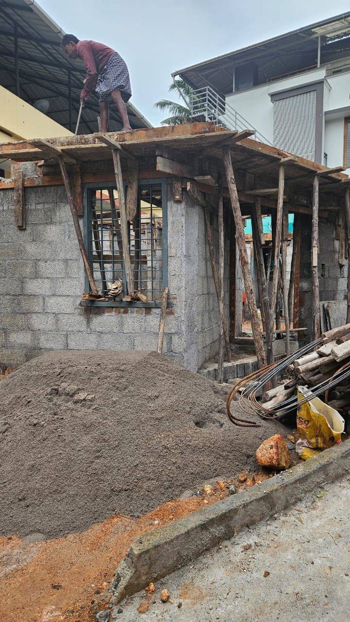 Concrete block walls going up