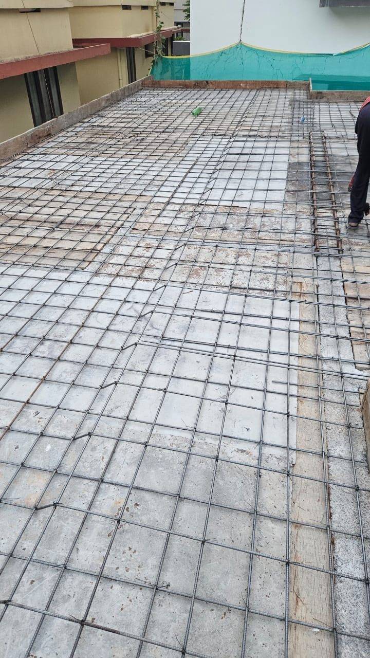 Concrete block walls going up