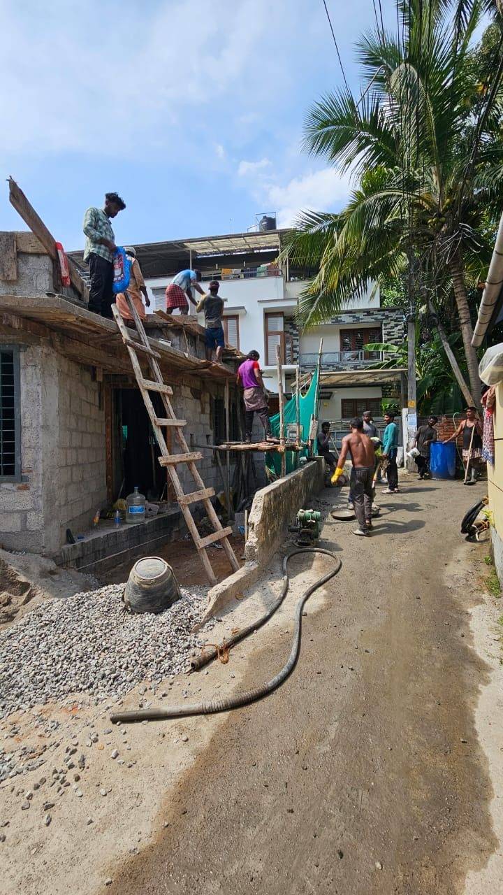 Concrete block walls going up