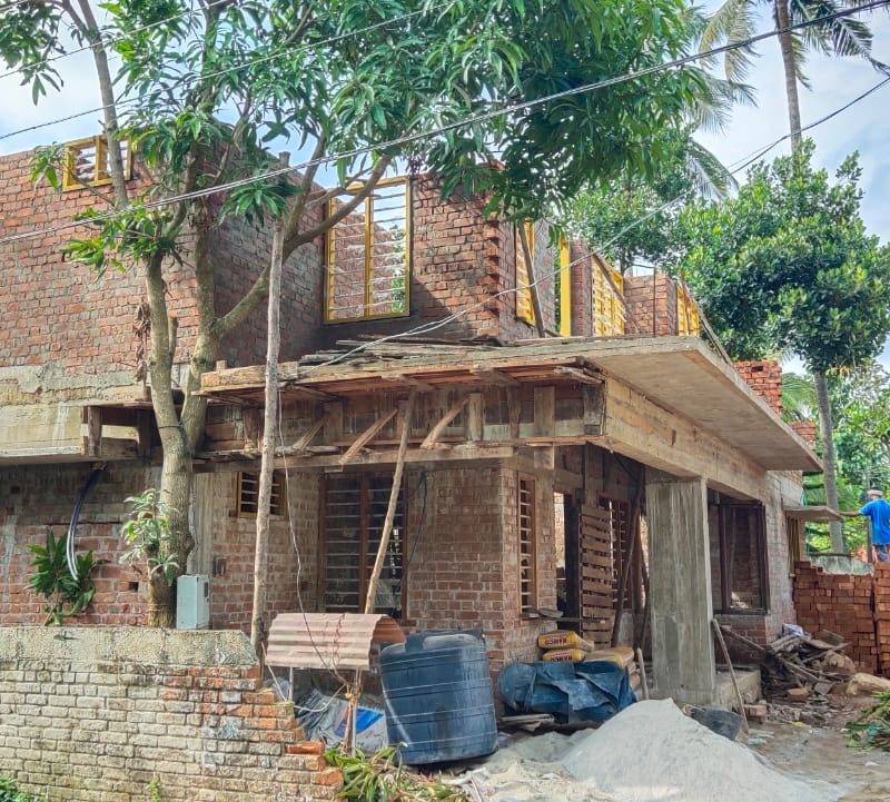 First floor walls and roof slab