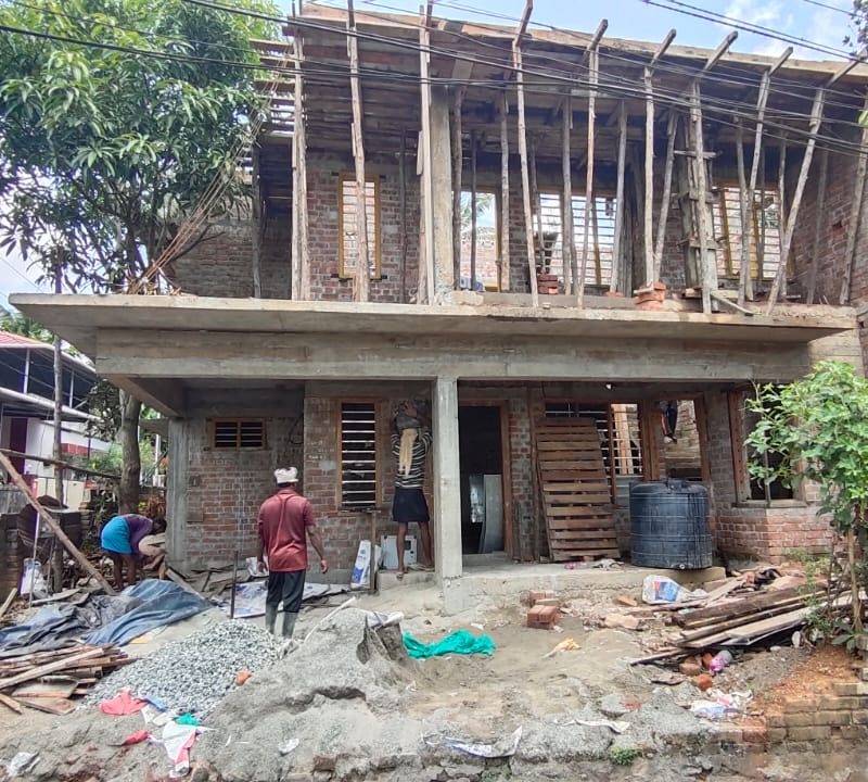 First floor walls and roof slab