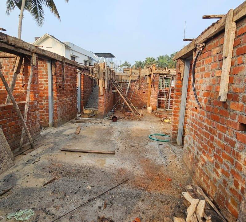 Brick walls and lintel level